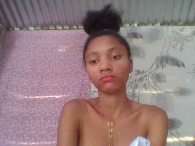 Monicaxa webcam