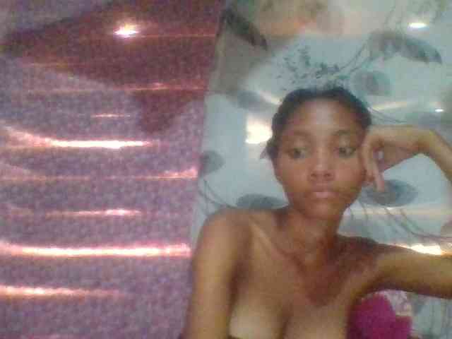 Monicaxa webcam