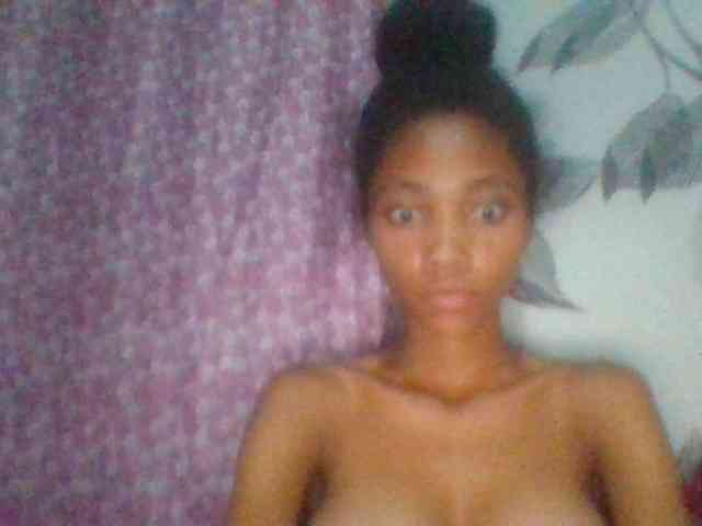 Monicaxa webcam