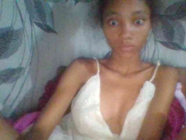 Monicaxa webcam