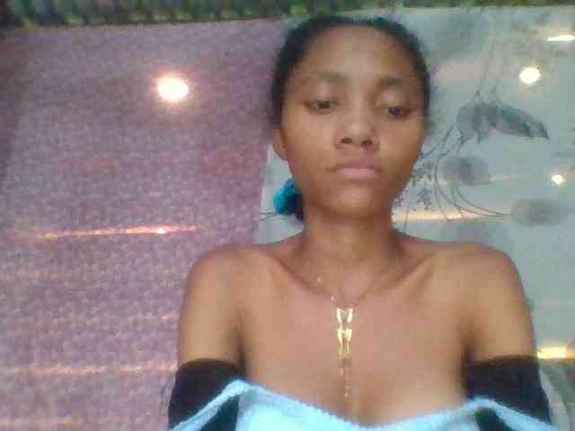 Monicaxa webcam