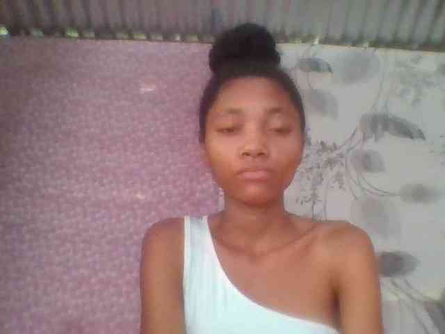 Monicaxa webcam
