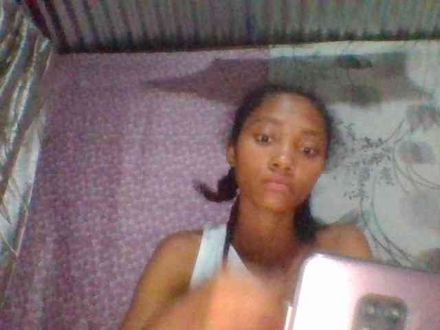 Monicaxa webcam