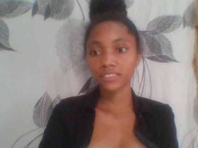 Monicaxa webcam