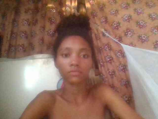 Monicaxa webcam