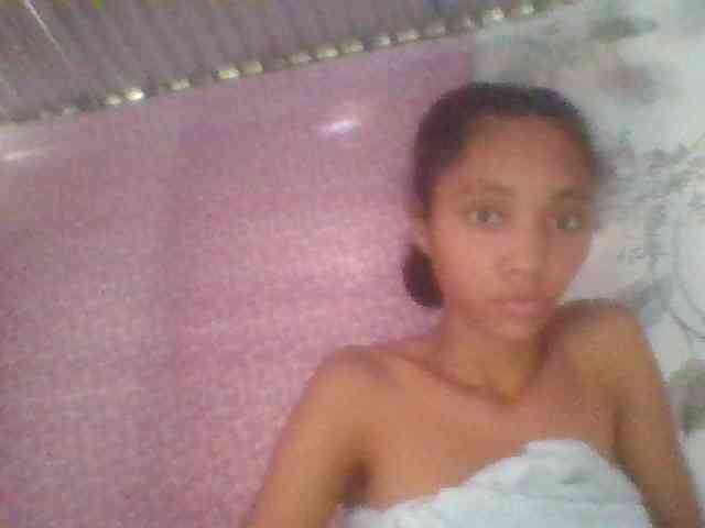 Monicaxa webcam