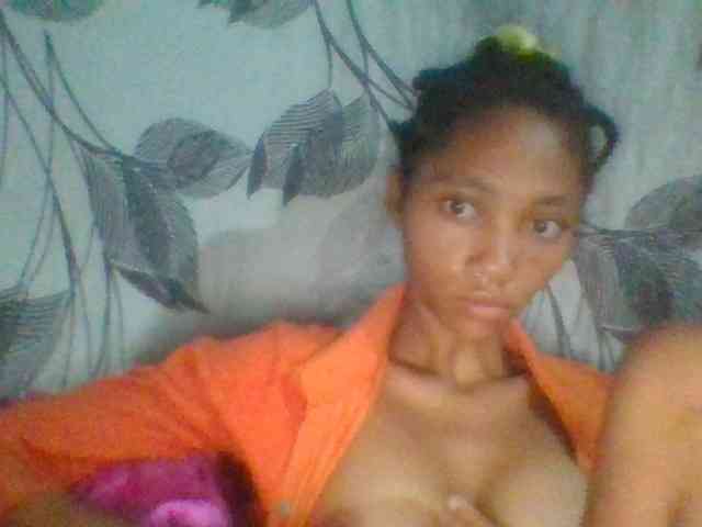 Monicaxa webcam