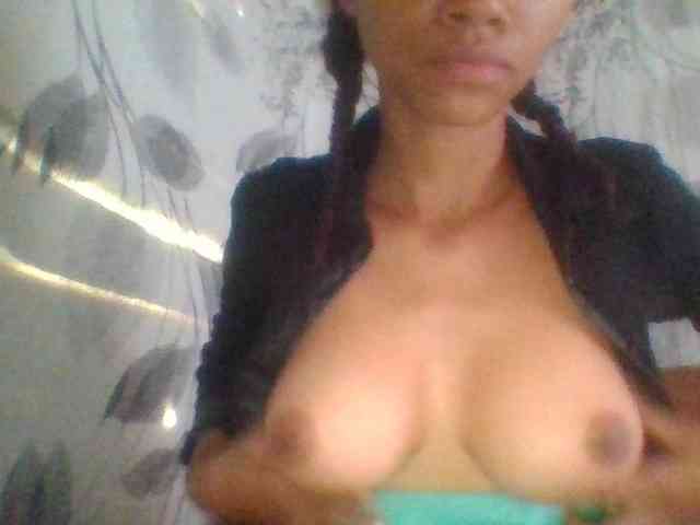 Monicaxa webcam