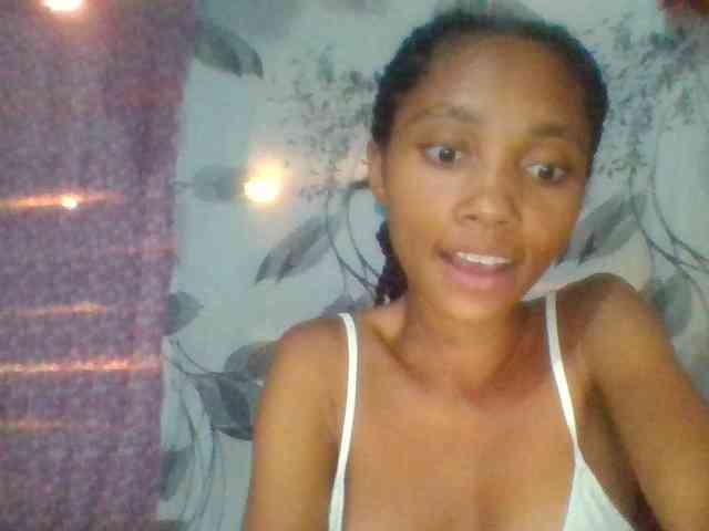 Monicaxa webcam