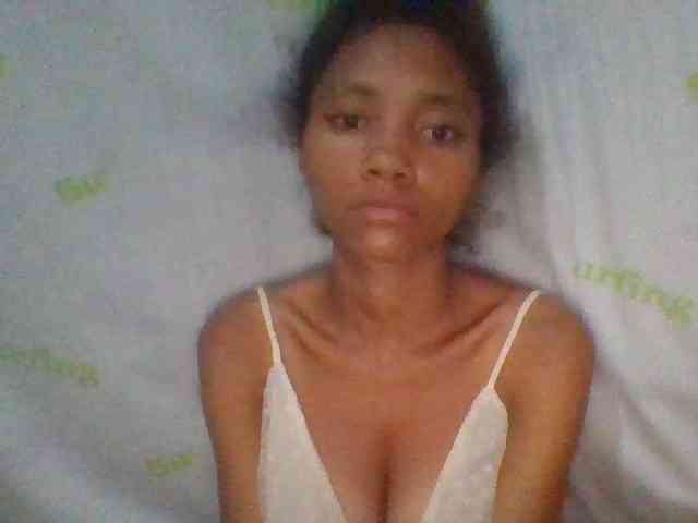 Monicaxa webcam