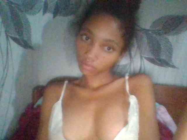 Monicaxa webcam