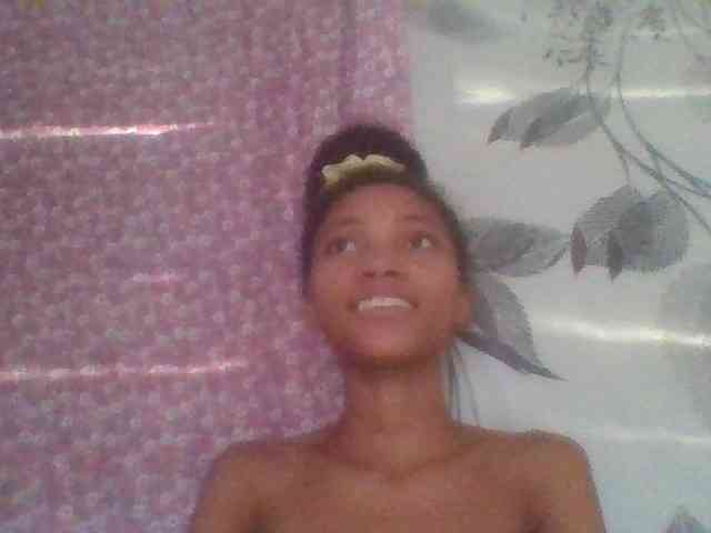 Monicaxa webcam