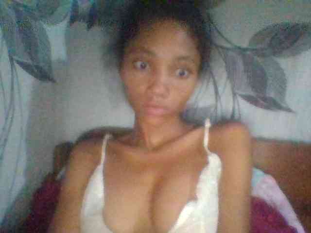 Monicaxa webcam