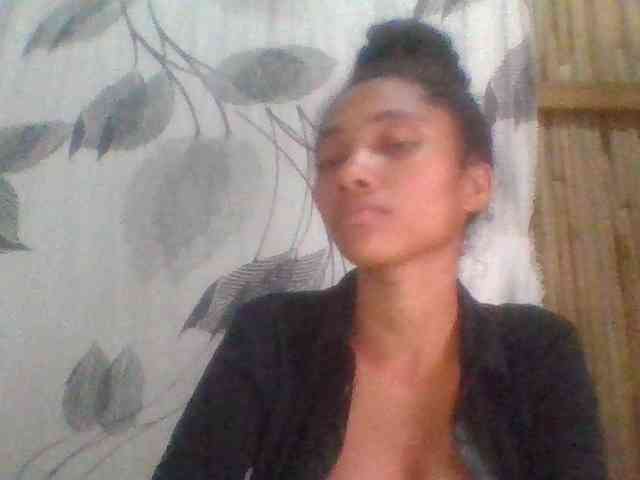Monicaxa webcam