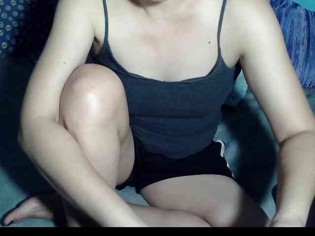 LizBeth23 webcam