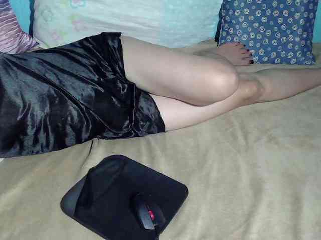 LizBeth23 webcam