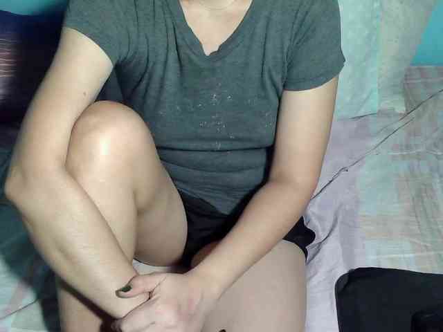 LizBeth23 webcam