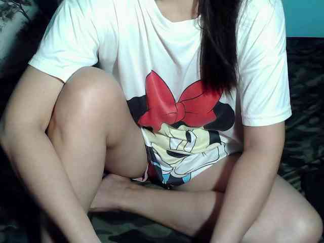 LizBeth23 webcam