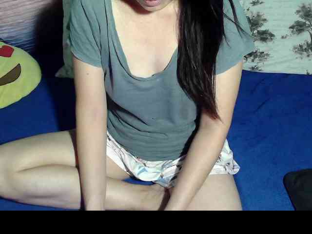 LizBeth23 webcam