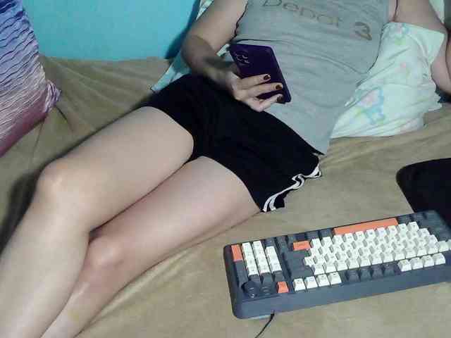 LizBeth23 webcam