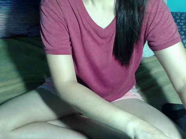 LizBeth23 webcam