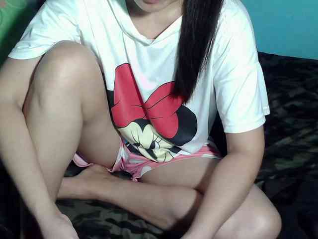 LizBeth23 webcam