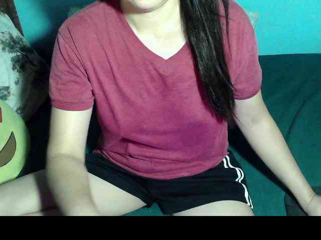 LizBeth23 webcam