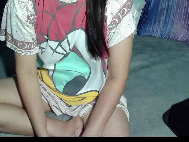 LizBeth23 webcam