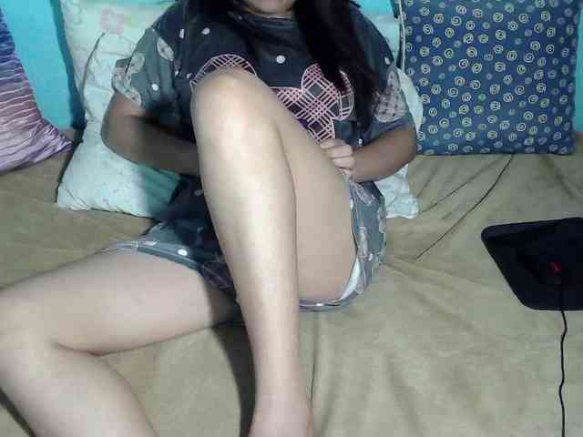 LizBeth23 webcam