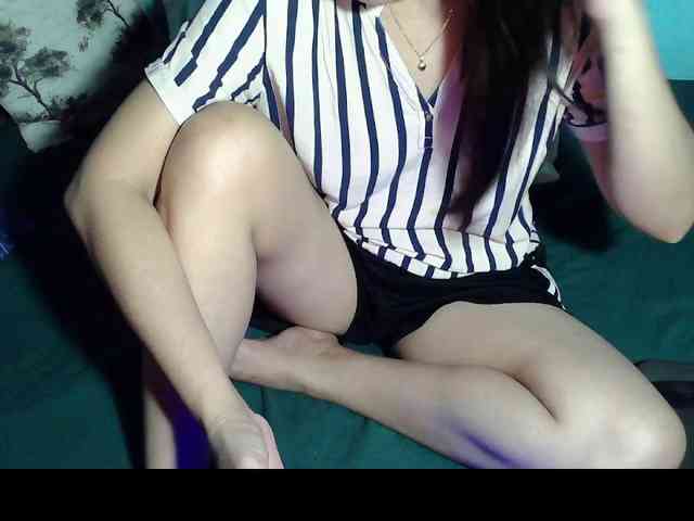 LizBeth23 webcam