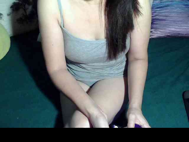 LizBeth23 webcam