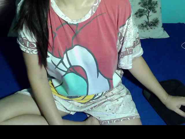 LizBeth23 webcam