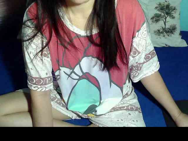 LizBeth23 webcam