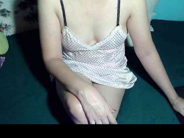 LizBeth23 webcam