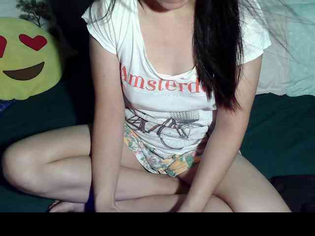 LizBeth23 webcam