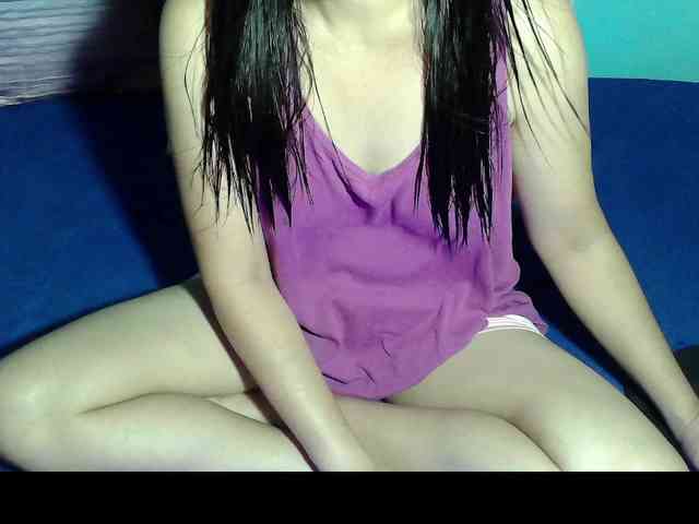 LizBeth23 webcam