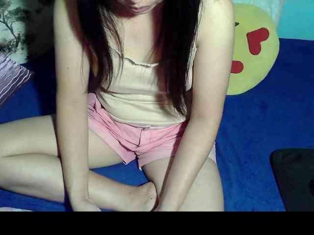 LizBeth23 webcam