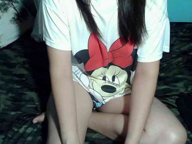 LizBeth23 webcam