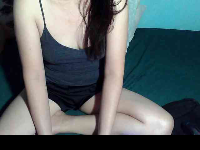 LizBeth23 webcam