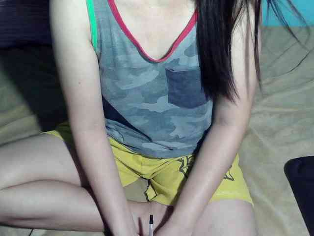 LizBeth23 webcam