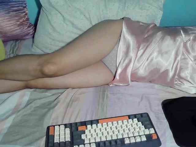 LizBeth23 webcam