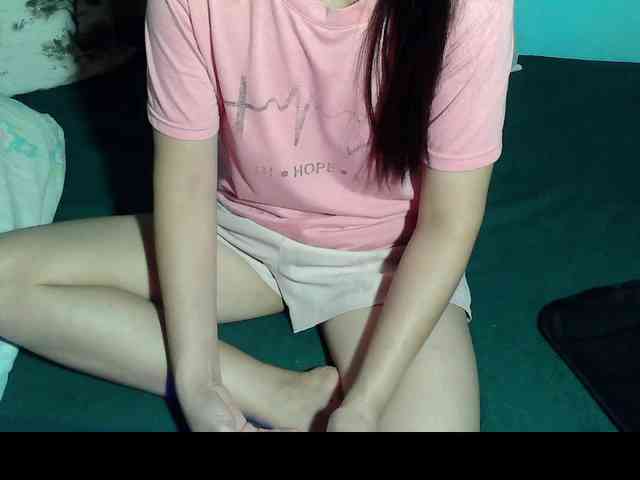 LizBeth23 webcam