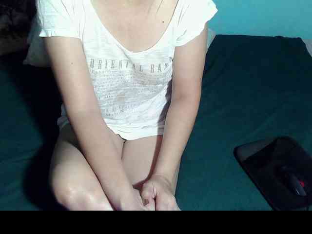 LizBeth23 webcam