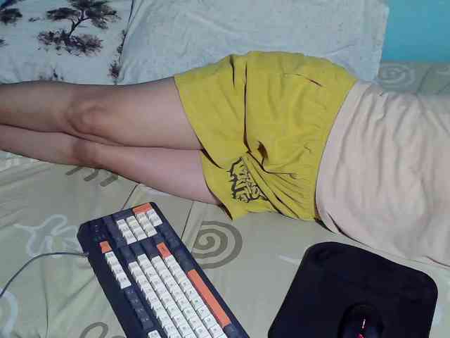 LizBeth23 webcam