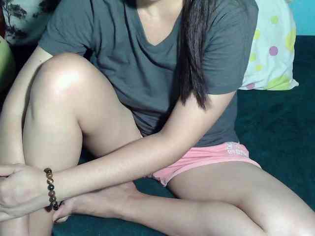 LizBeth23 webcam