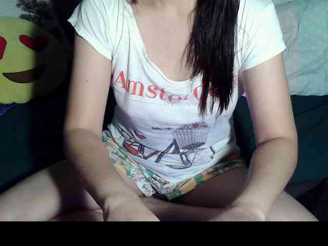 LizBeth23 webcam
