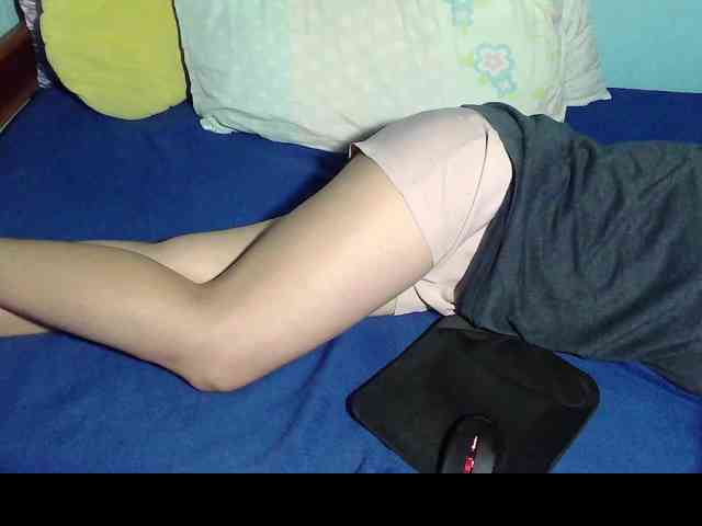 LizBeth23 webcam