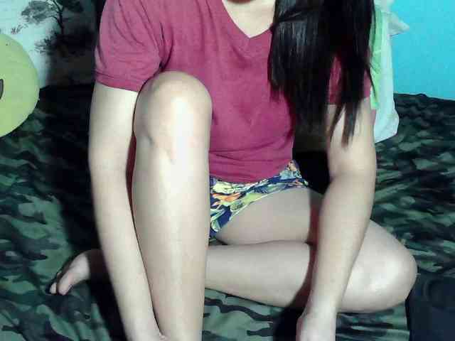 LizBeth23 webcam