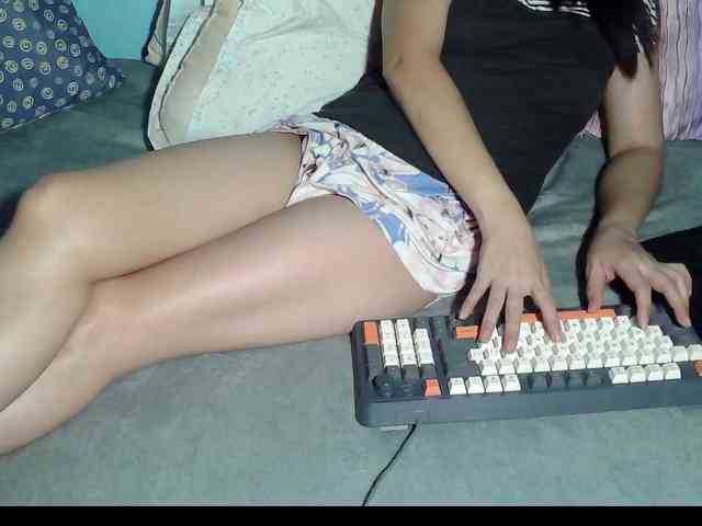 LizBeth23 webcam
