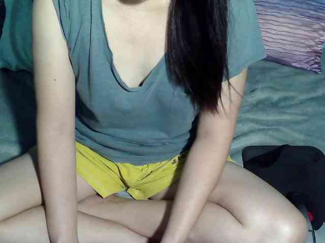 LizBeth23 webcam